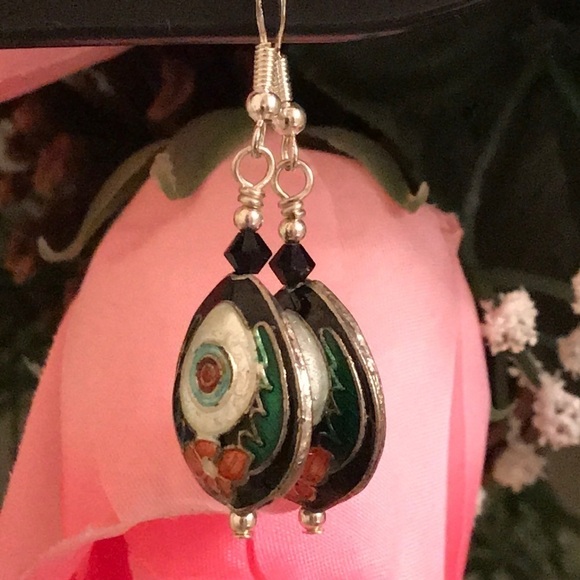 🔥ON SALE🔥3/$30🔥 💖 LA Design💖Handmade Earrings - Picture 4 of 5